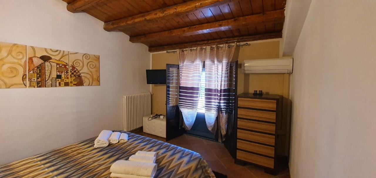 VILLA MARIANNA CON PISCINA PRIVATA ampi spazi esterni e WIFI FREE Trabia Esterno foto