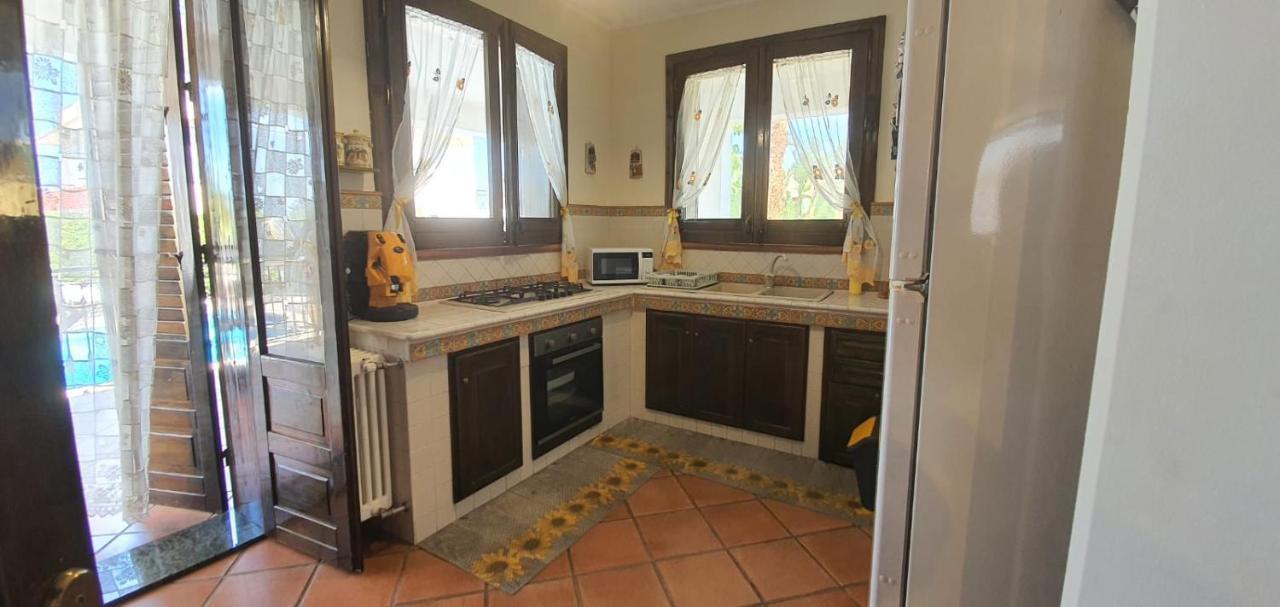 VILLA MARIANNA CON PISCINA PRIVATA ampi spazi esterni e WIFI FREE Trabia Esterno foto