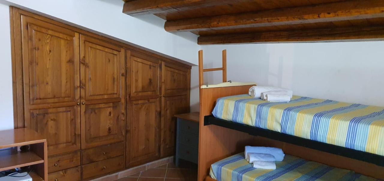 VILLA MARIANNA CON PISCINA PRIVATA ampi spazi esterni e WIFI FREE Trabia Esterno foto
