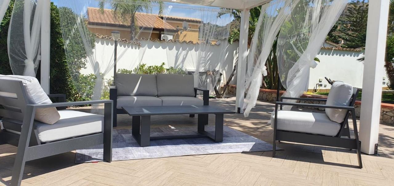 VILLA MARIANNA CON PISCINA PRIVATA ampi spazi esterni e WIFI FREE Trabia Esterno foto