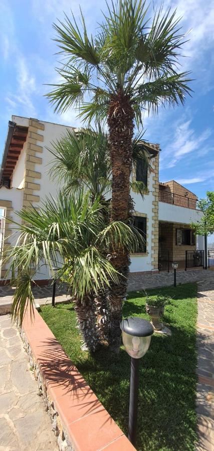 VILLA MARIANNA CON PISCINA PRIVATA ampi spazi esterni e WIFI FREE Trabia Esterno foto